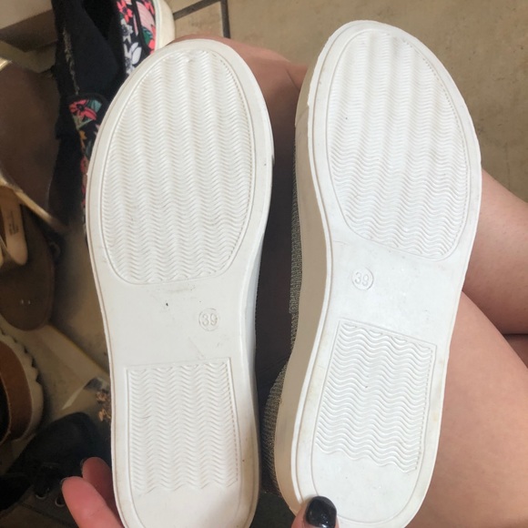 Mary Janes new - Picture 3 of 3